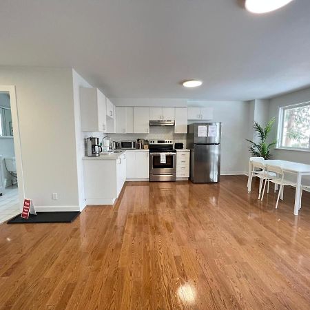 Letitia Heights !B Spacious And Quiet Private Bedroom With Shared Bathroom バリー エクステリア 写真