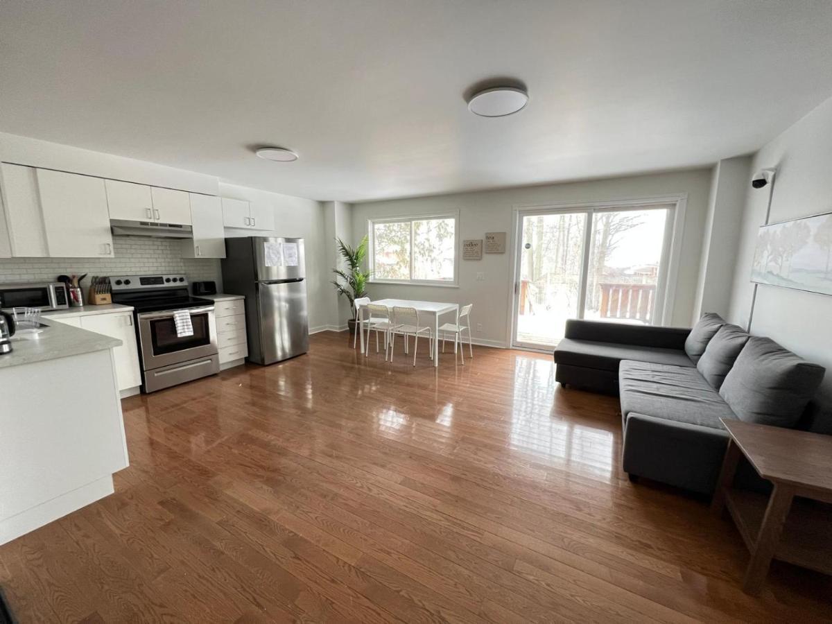 Letitia Heights !B Spacious And Quiet Private Bedroom With Shared Bathroom バリー エクステリア 写真
